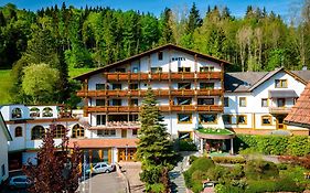 Holzschuh Schwarzwaldhotel
